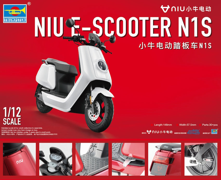 Trumpeter 07305 NIU E-SCOOTER N1S - Pre-Painted 1/5 Plastic Model Kit