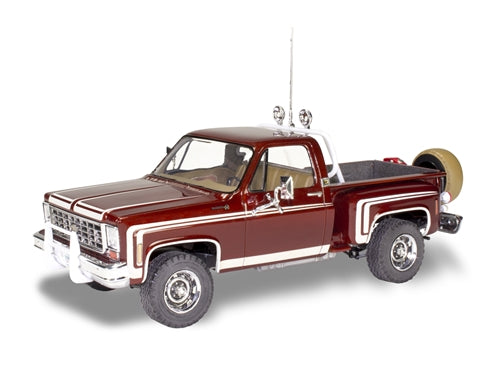 Revell 1976 Chevy Sport Stepside Pickup 4X4 1/24 Plastic Model Kit