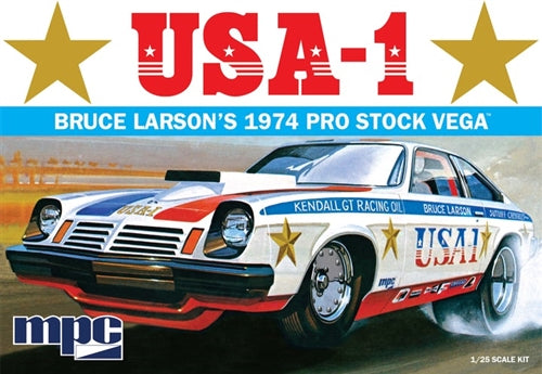 MPC MPC828 USA-1 Bruce Larson's 1974 Pro Stock Vega 1/25 Plastic Model Kit NIB