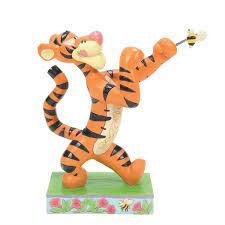 Winnie the Pooh Tigger Fighting Bee Jim Shore