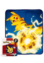 Pokemon 40x50 Silk Touch Sherpa Blanket